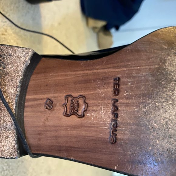 TED LAPIDUS SIZE 9 US - Picture 4 of 4